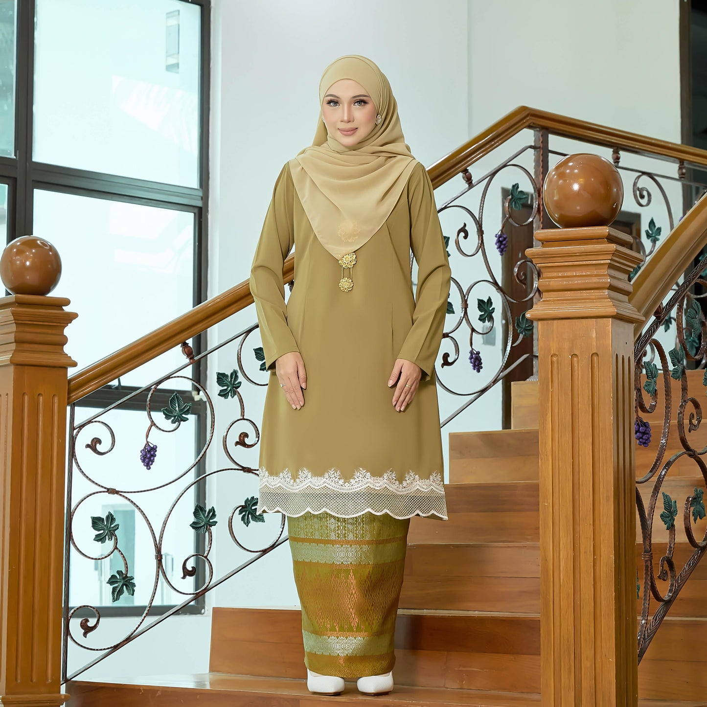 Adeenda Kurung