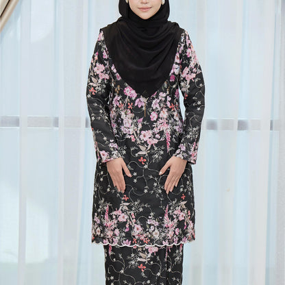 Nalisya Kurung