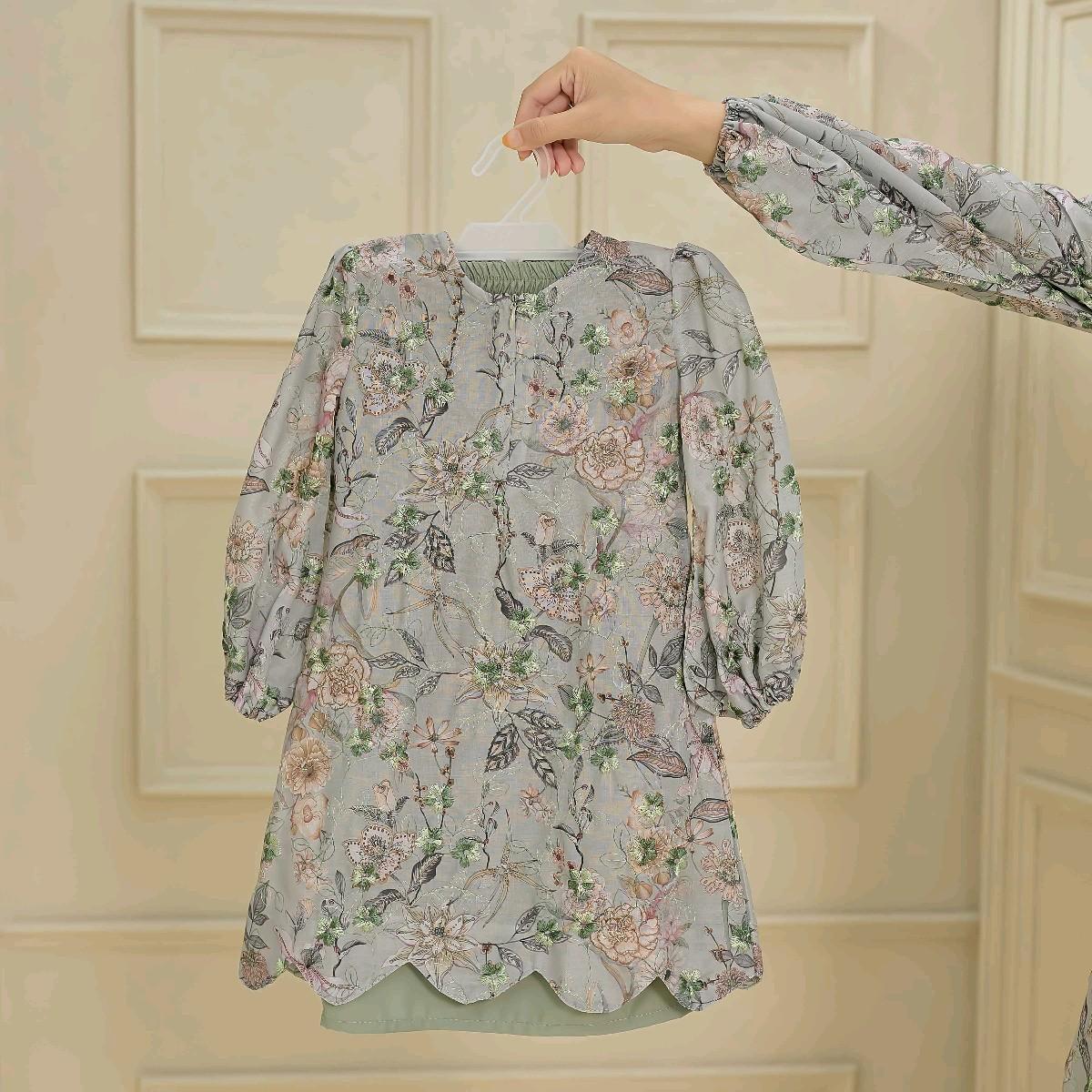 Janne Kids Kurung