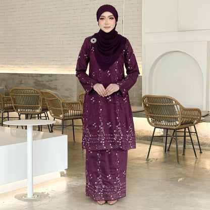 Sandra Kurung