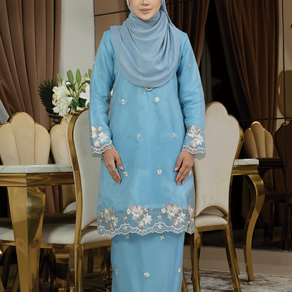 Velina Kurung