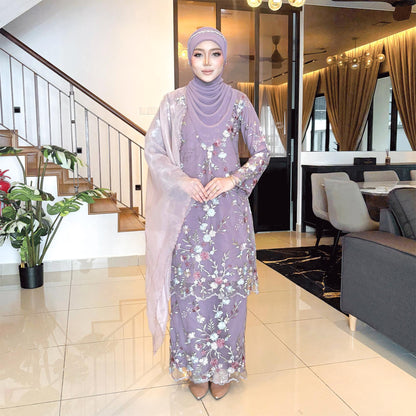 Erna Kurung