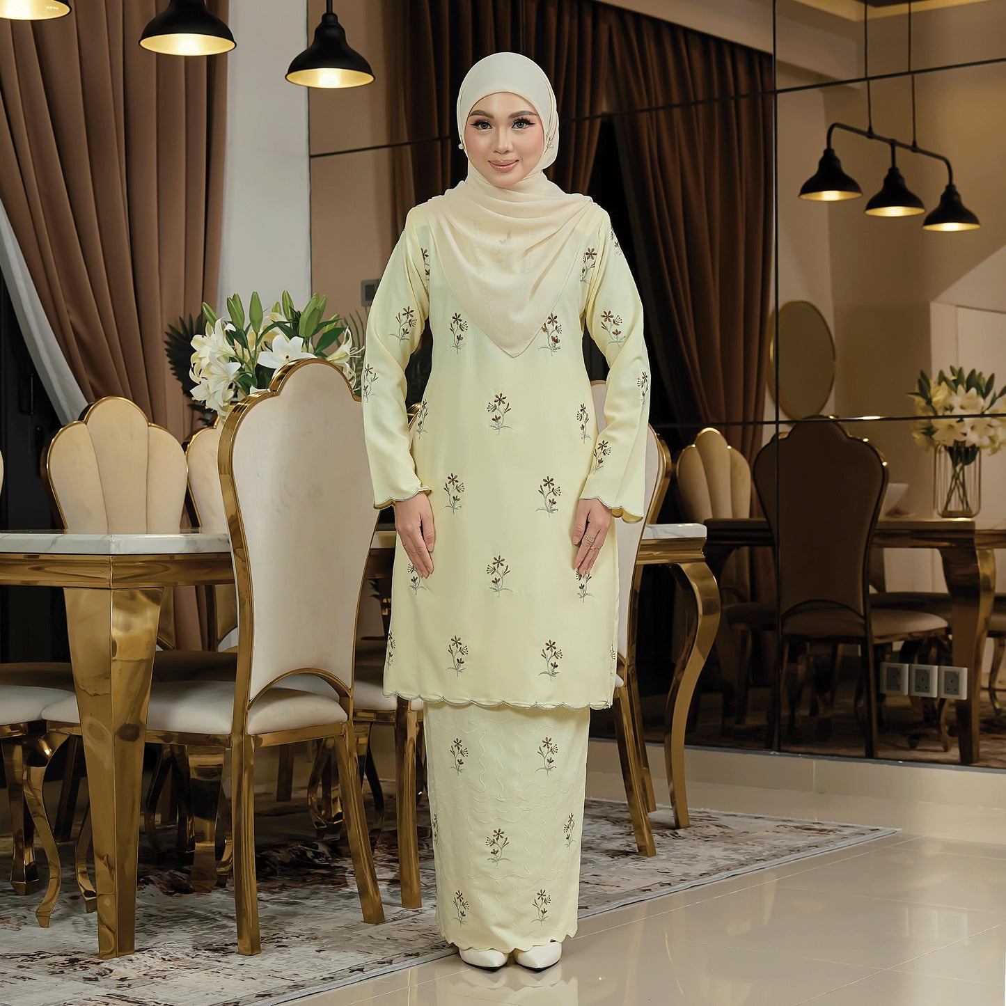 Leena Kurung