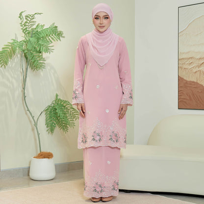 Feyra Kurung
