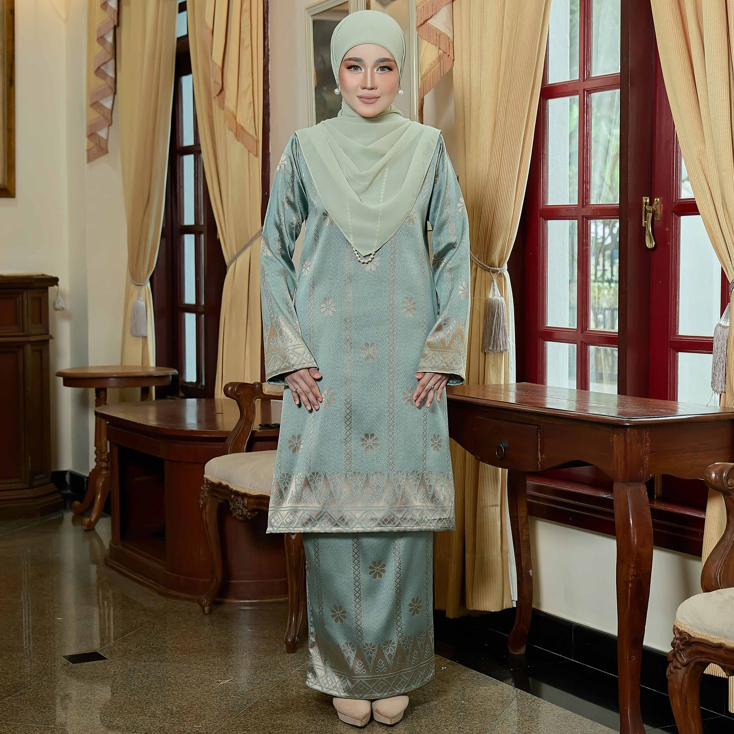 Kenanga Kurung