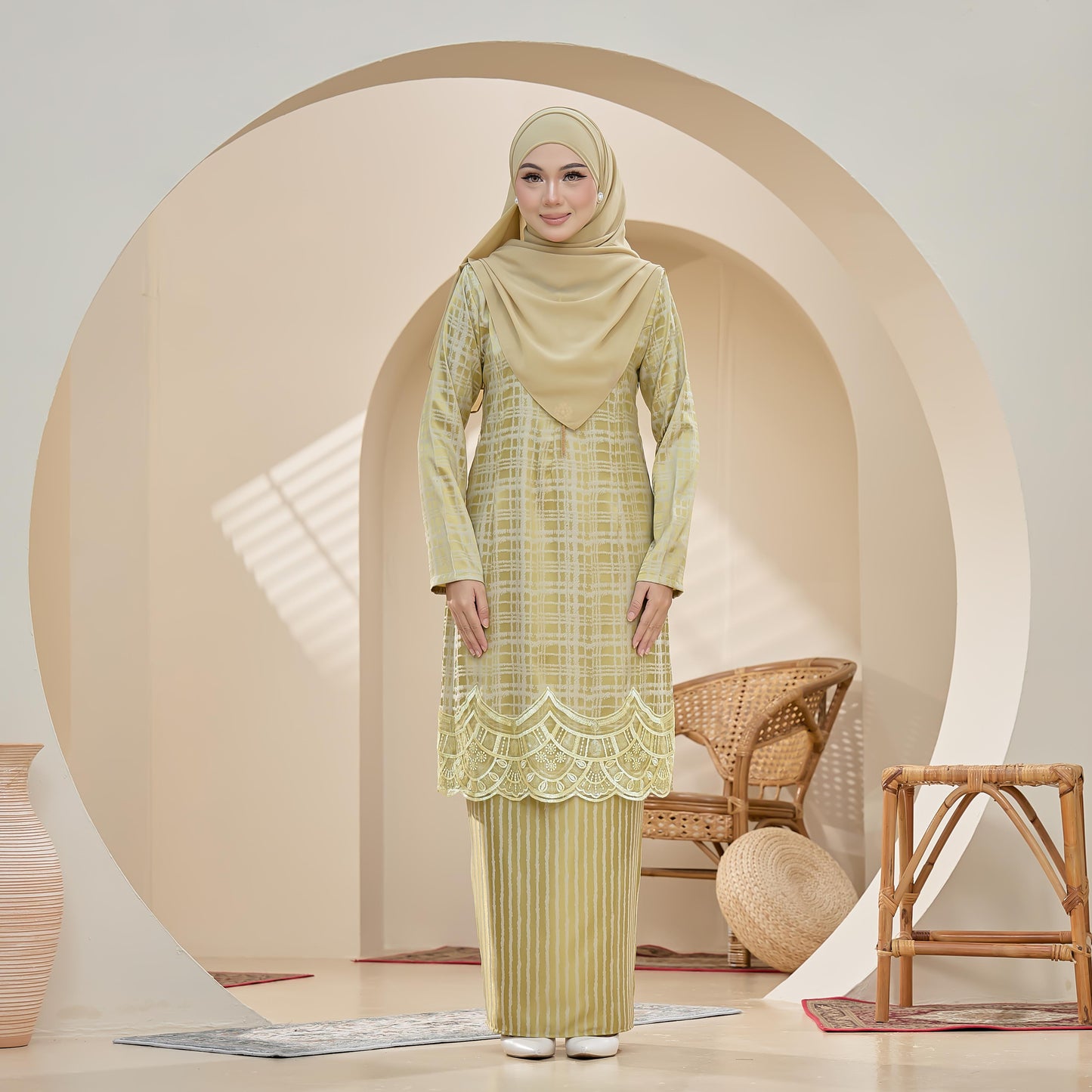 Farabelle Kurung