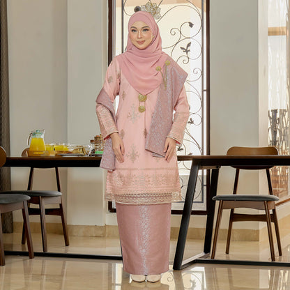 Seri Kejora Kurung