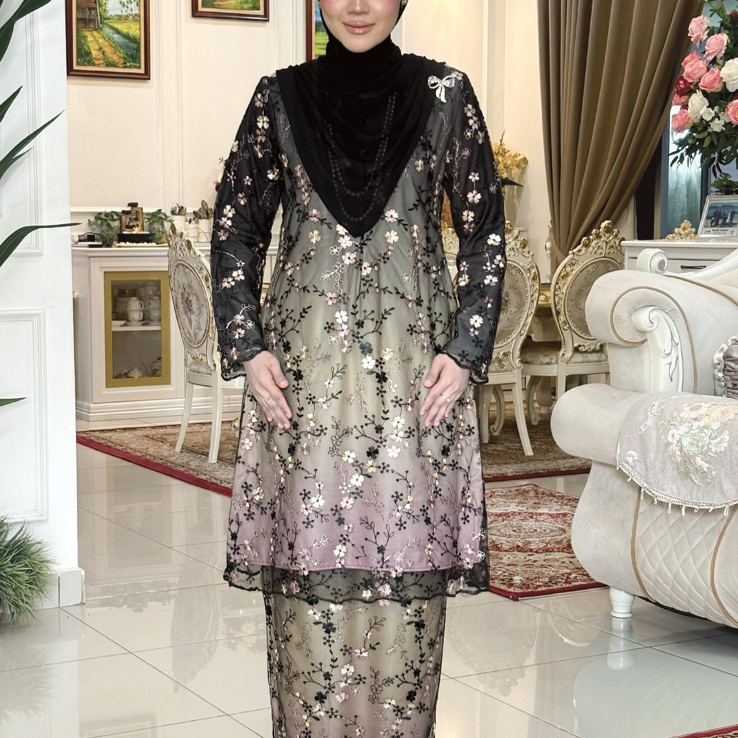 Afrina Kurung