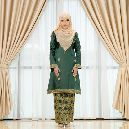 Feyrossa Kurung