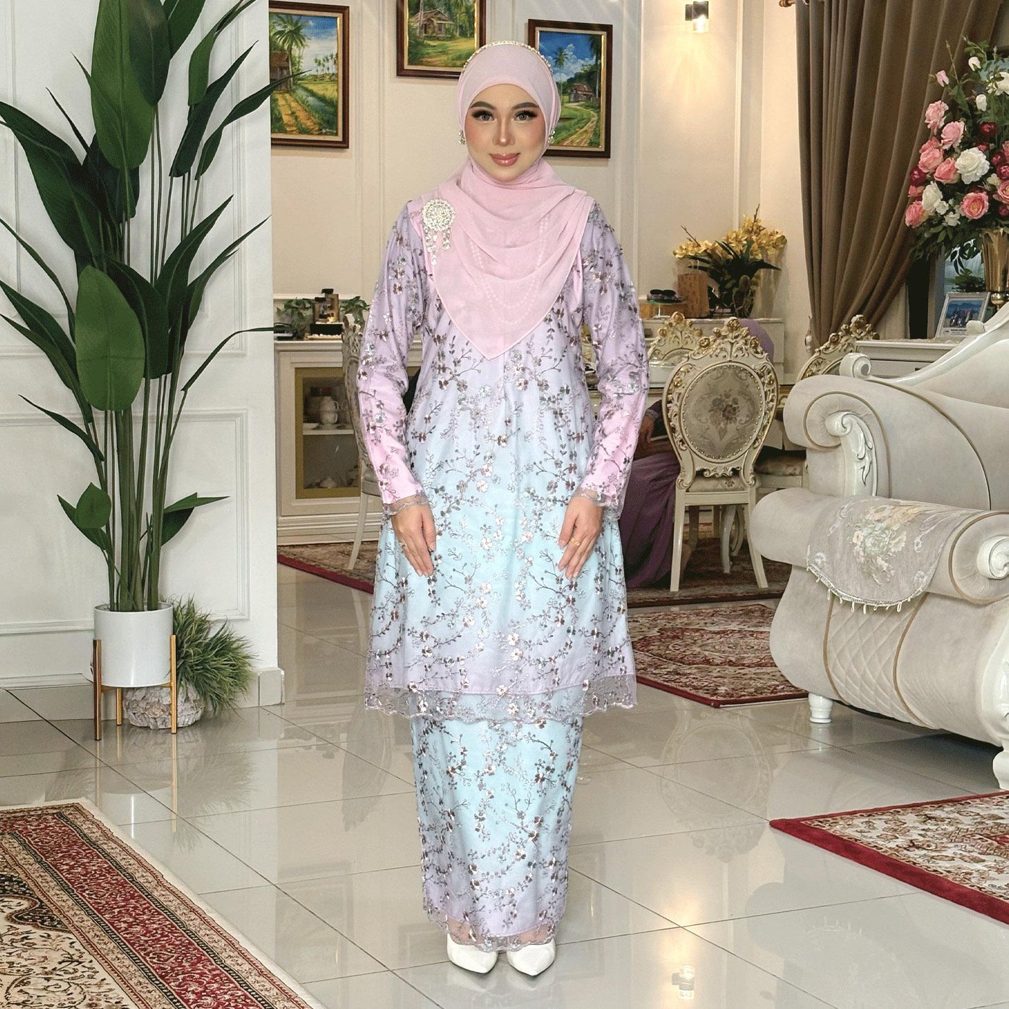 Afrina Kurung