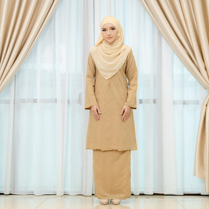Deluna Kurung