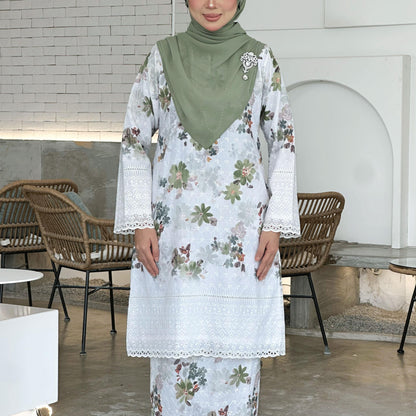 Hazwina Kurung