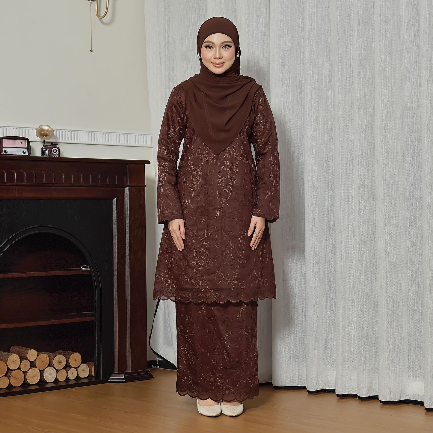 Aera Kurung