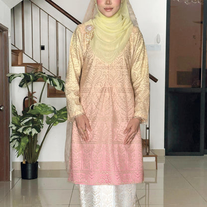 Astila Kurung