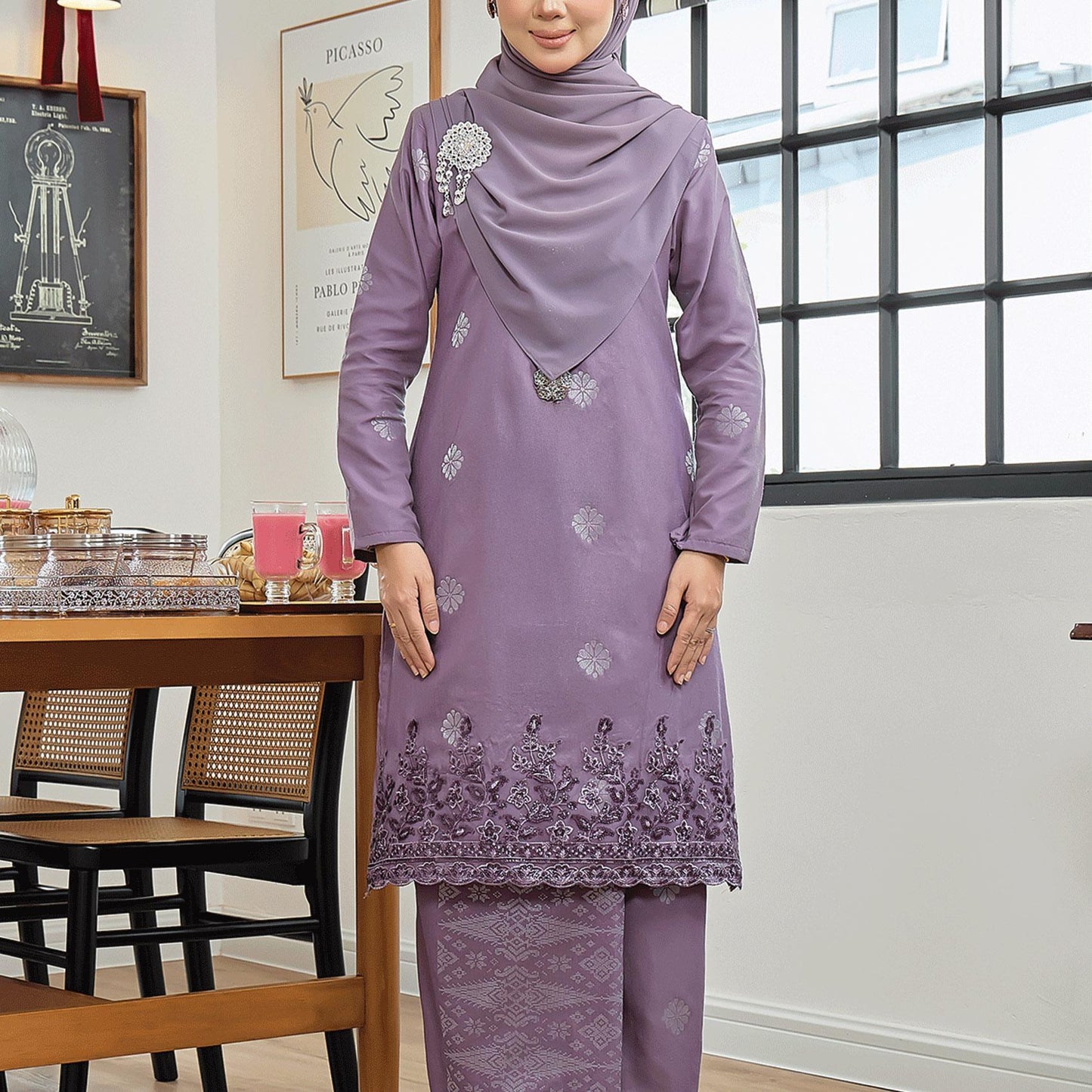 Che Aminah Kurung