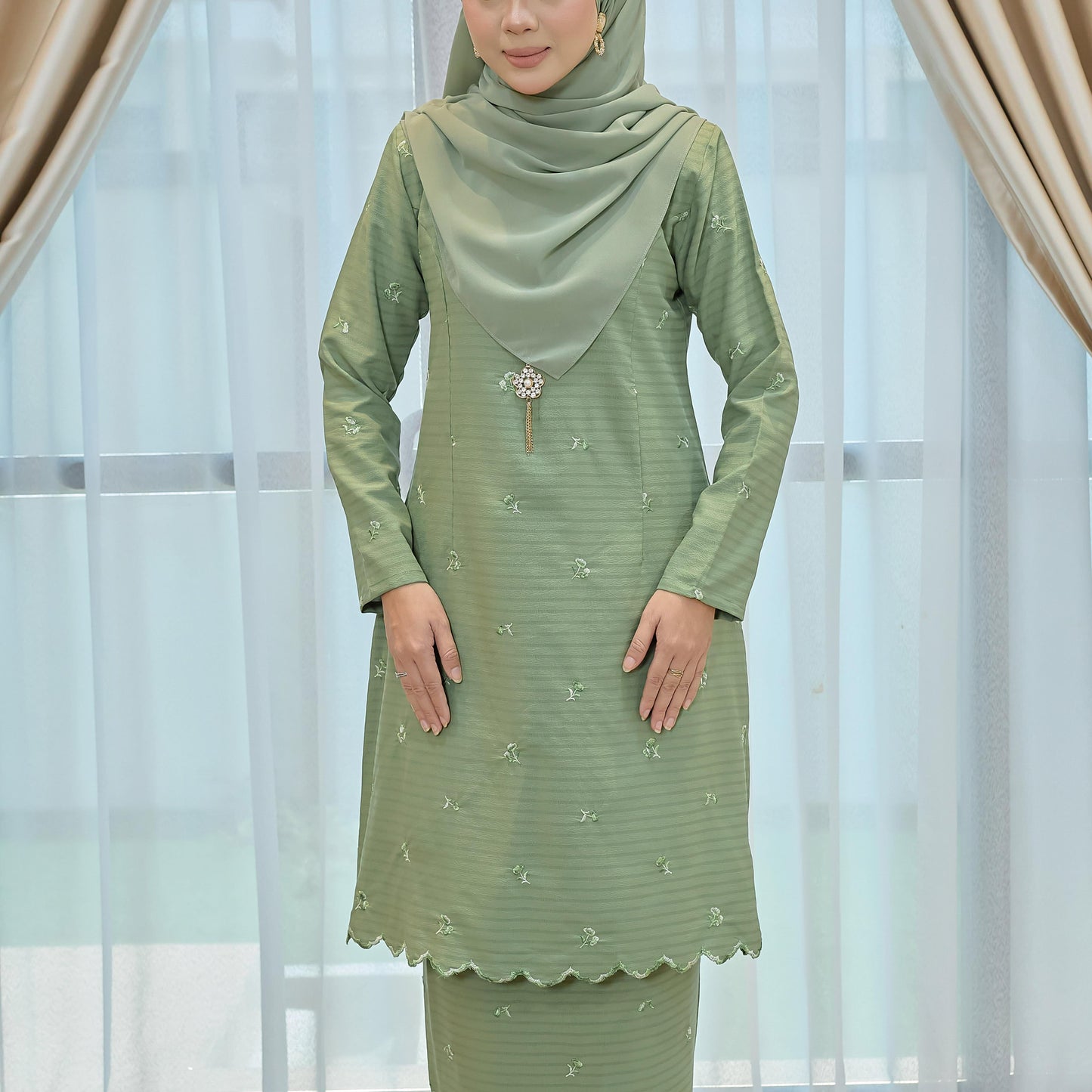Syerra Kurung