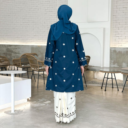 Naema Kurung