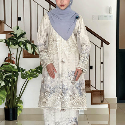 Tissa Kurung