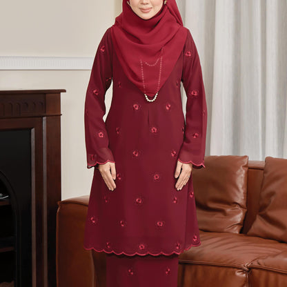 Bellyna Kurung