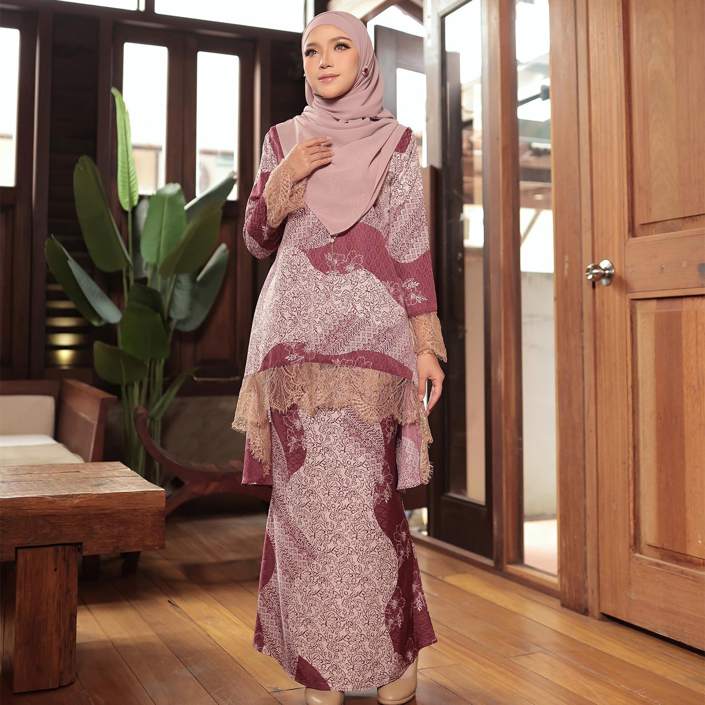 Dayana Kurung