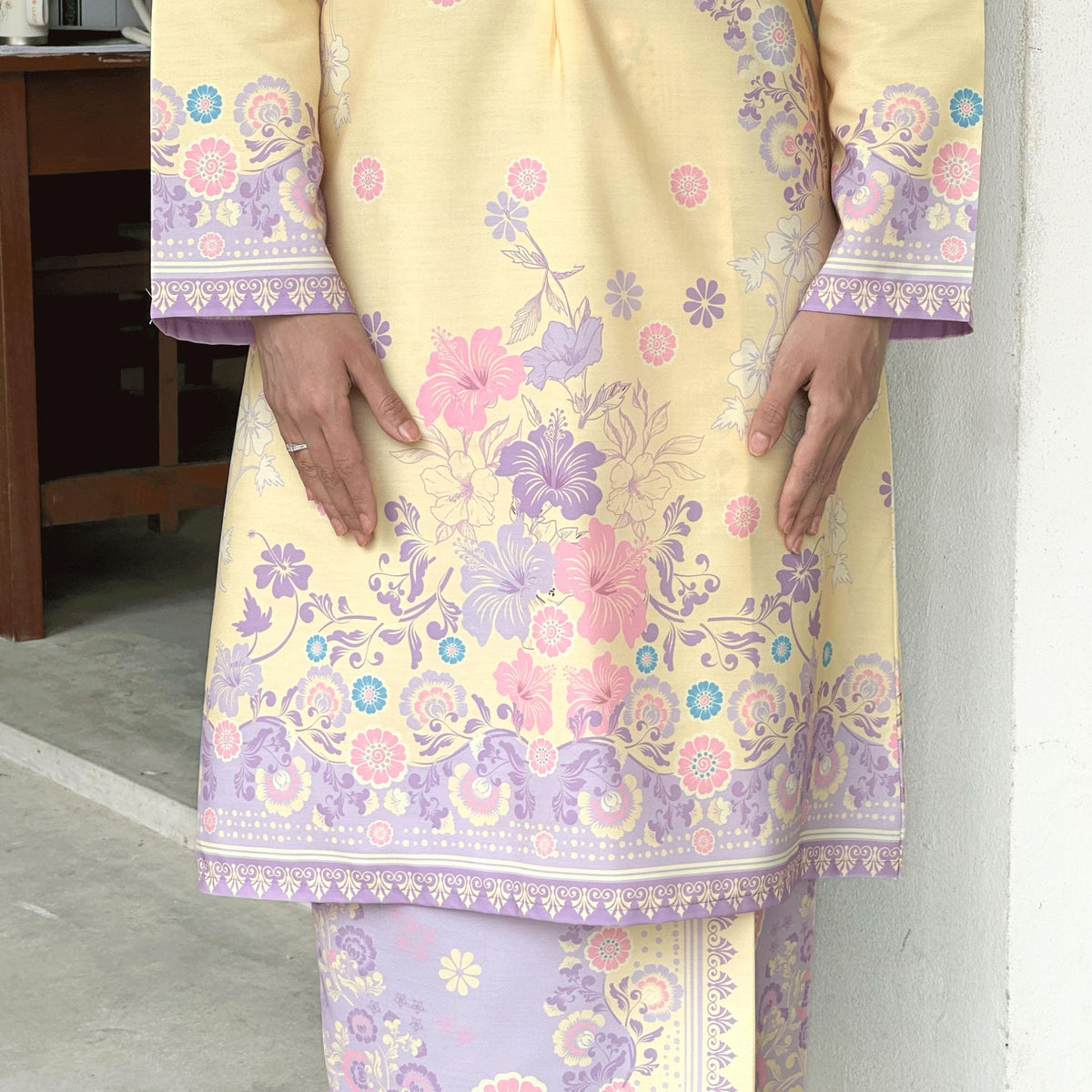 Teja Kurung