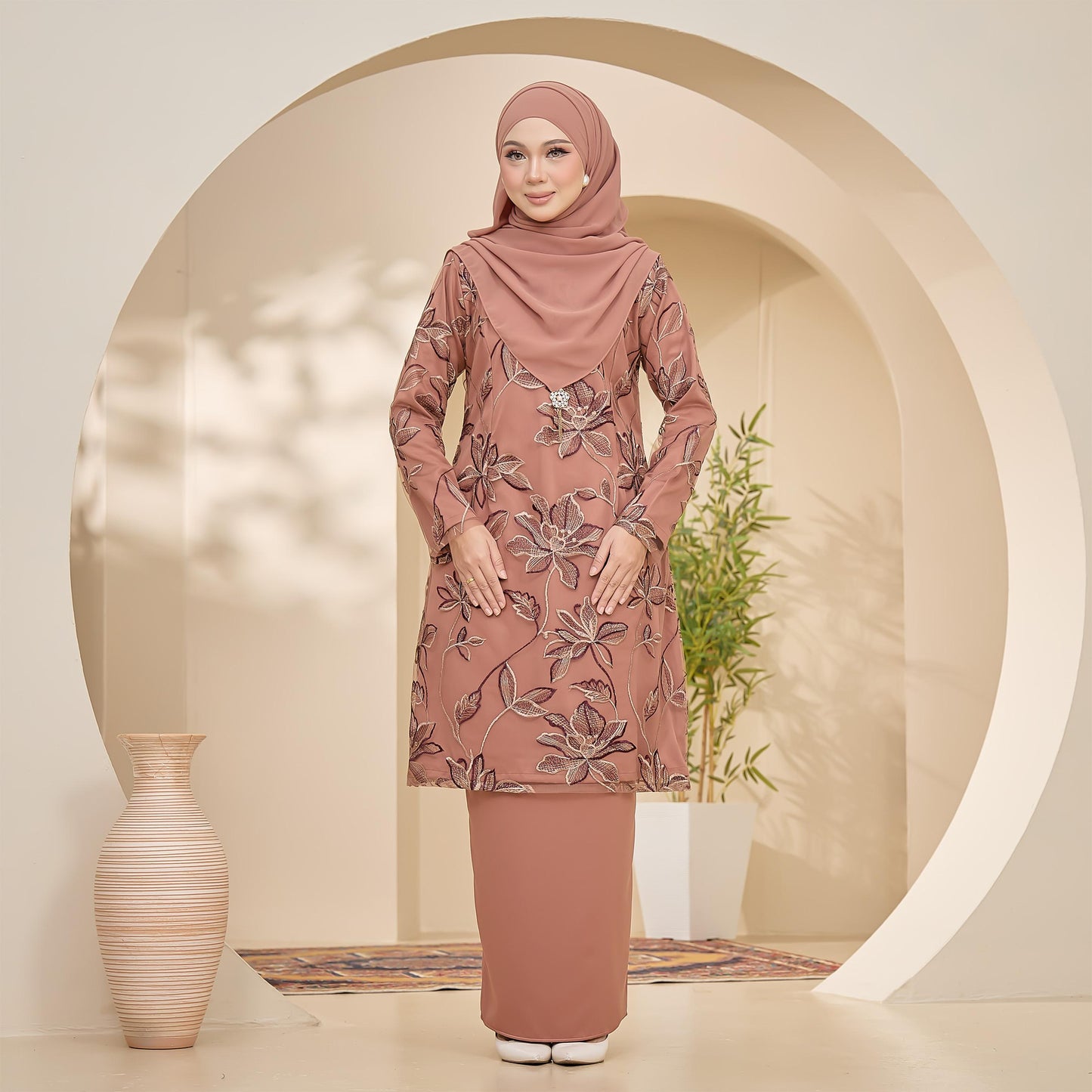 Caralyn Kurung