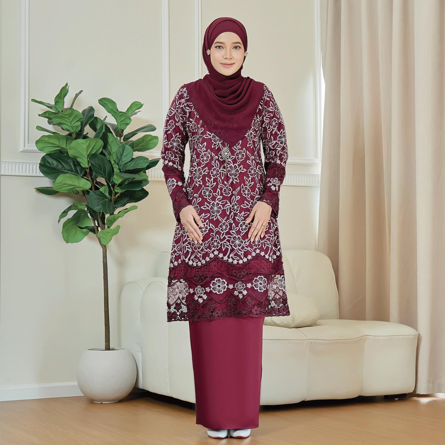 Arisya Kurung