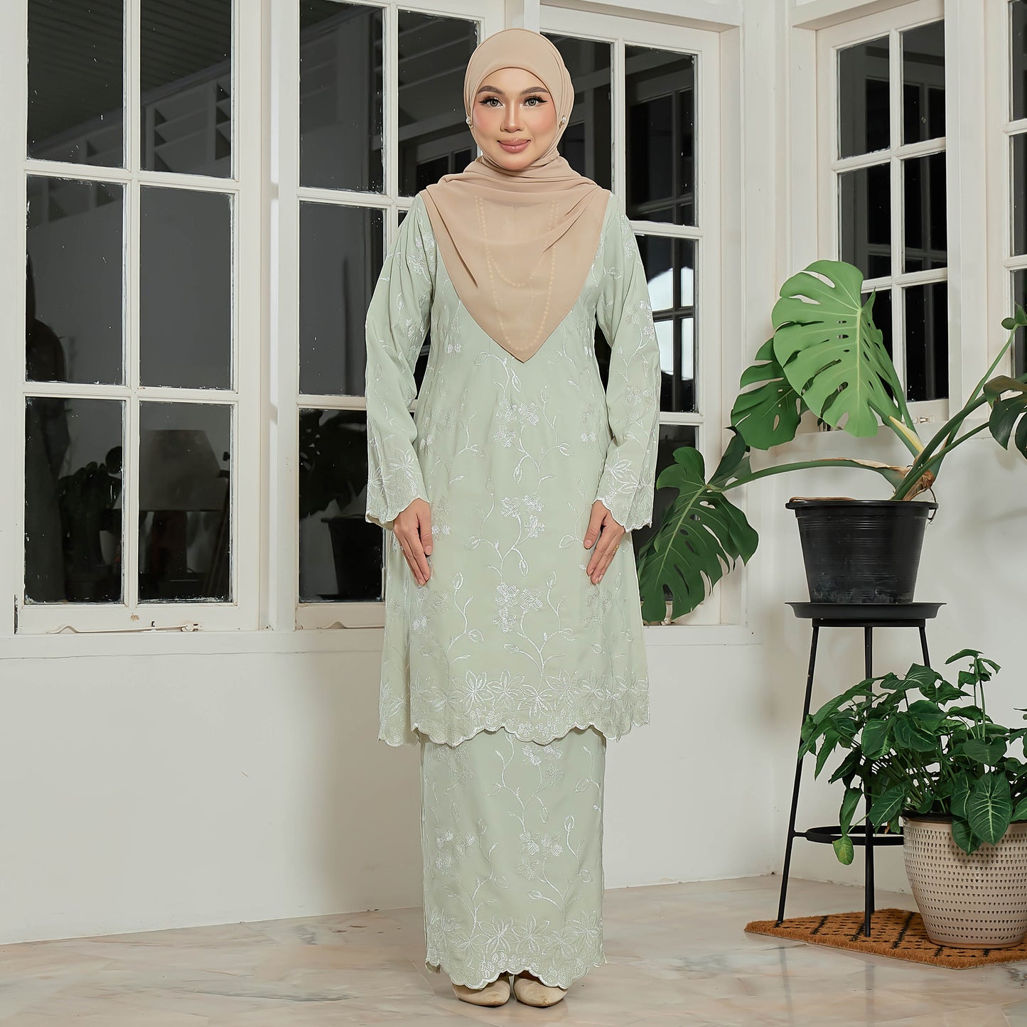 Elviera Kurung