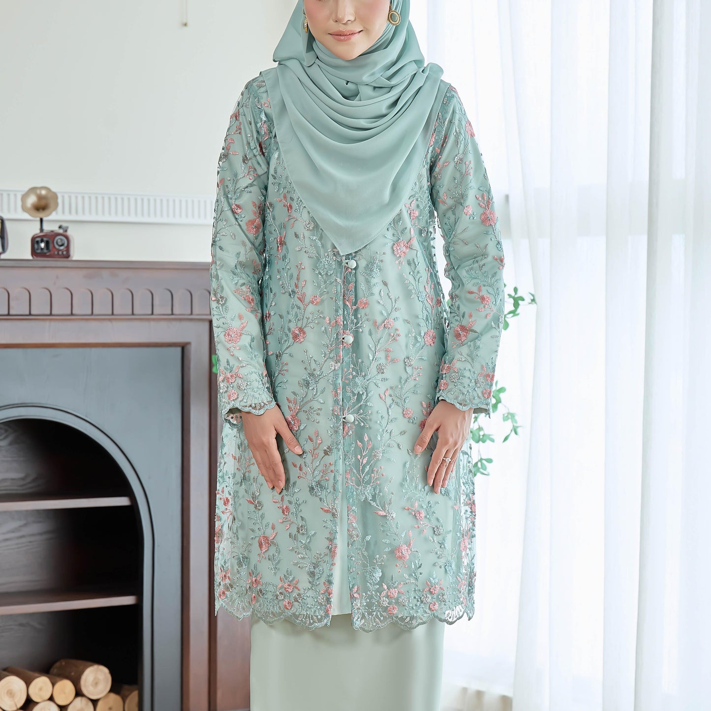 Florelle Kurung
