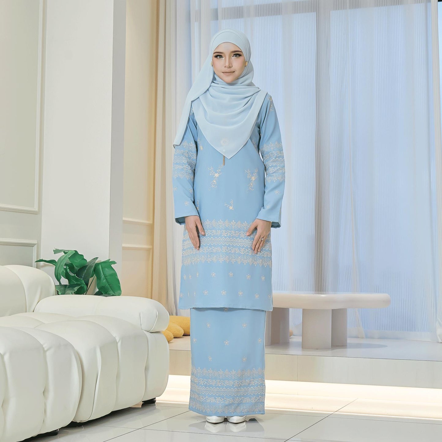 Thaleesa Kurung