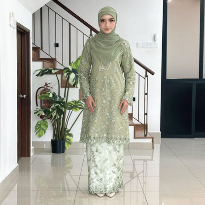 Izara Kurung