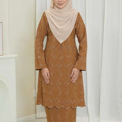 Adeyya Kurung