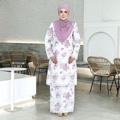 Zalea Kurung