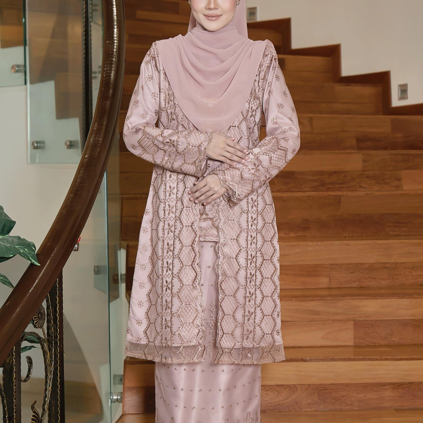 Mikalea Kebaya