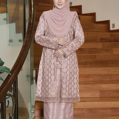 Mikalea Kebaya
