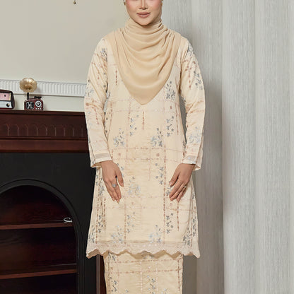 Velora Kurung
