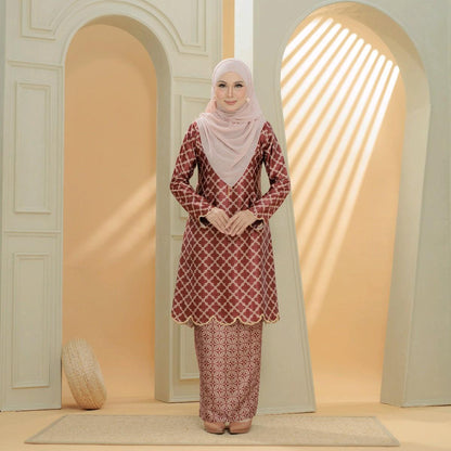 Estilla Kurung