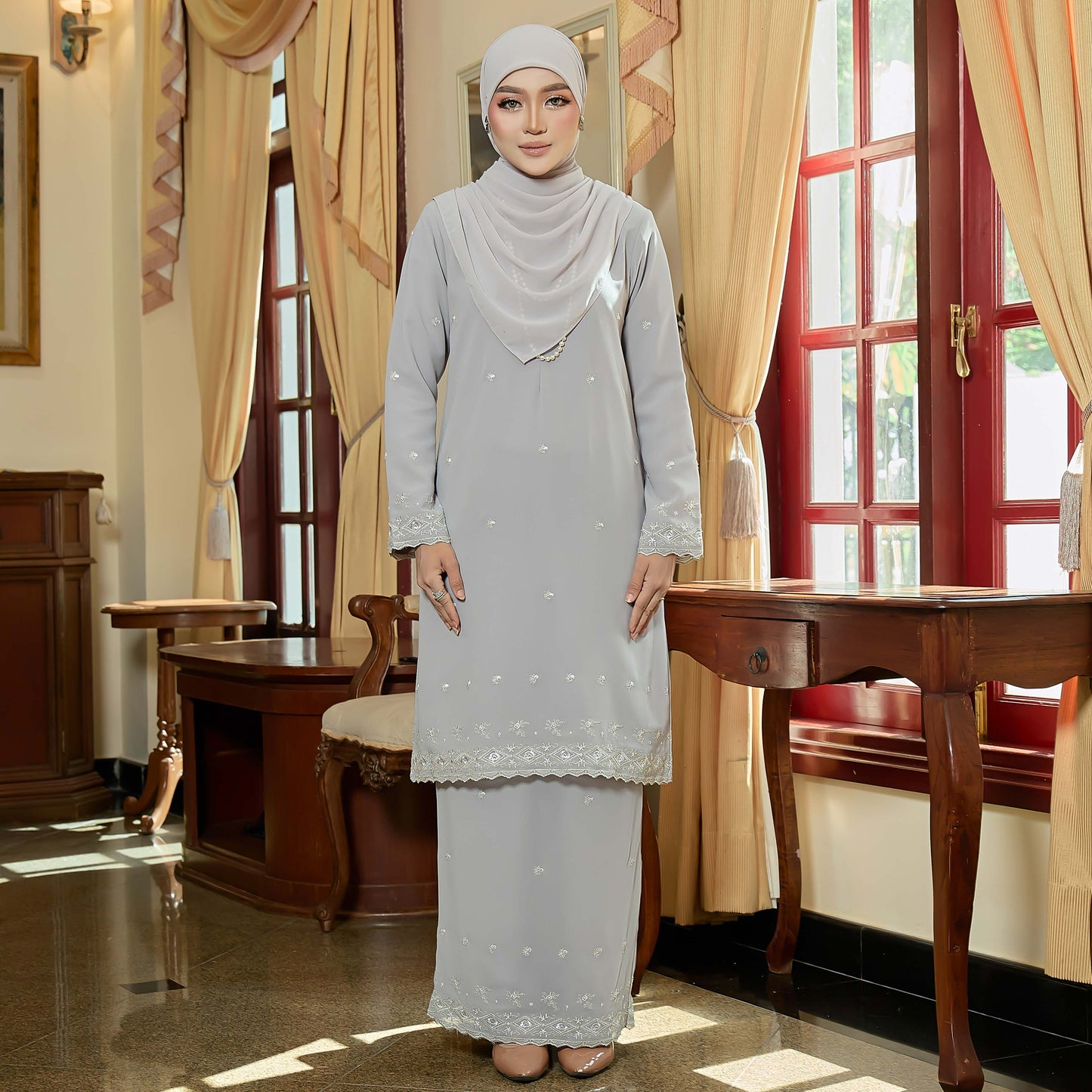 Grace Kurung