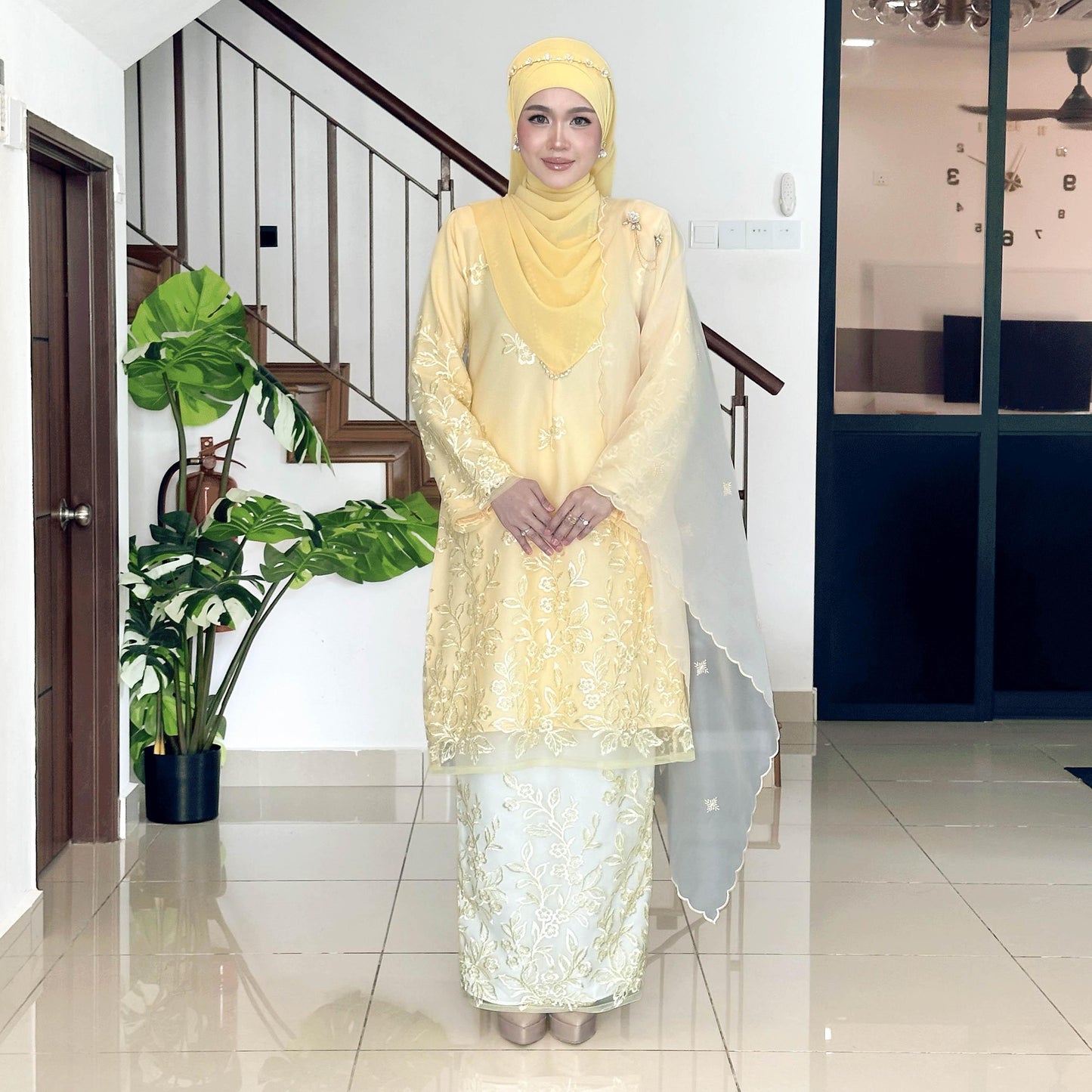 Dyana Kurung
