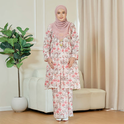 Leyara Kebaya