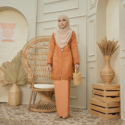 Maryam Kurung