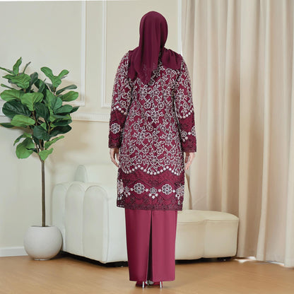 Arisya Kurung