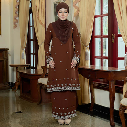 Grace Kurung