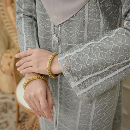 Maryam Kurung