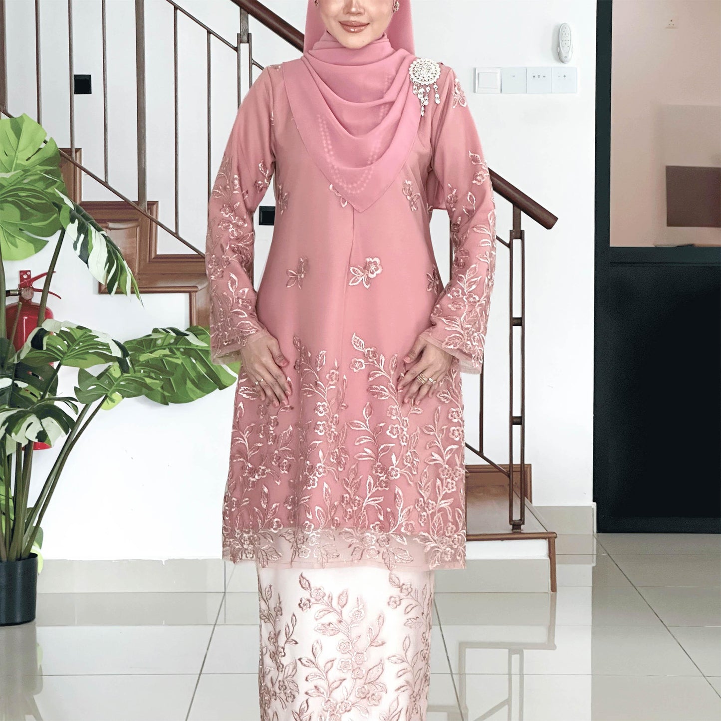 Dyana Kurung