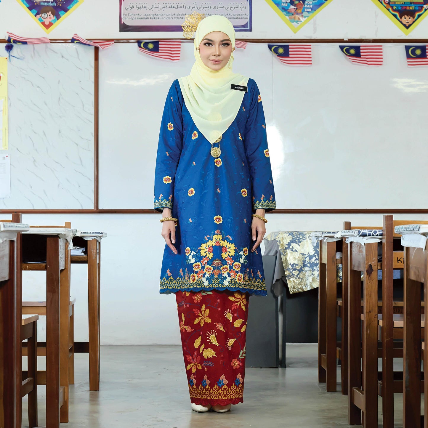 Nirmala Kurung Merdeka