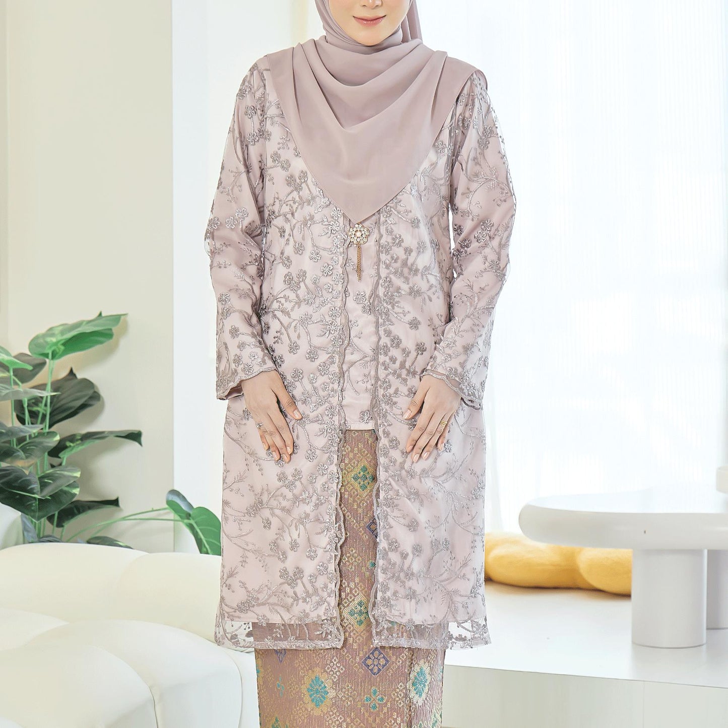 Seroja Kurung