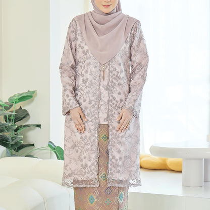 Seroja Kurung