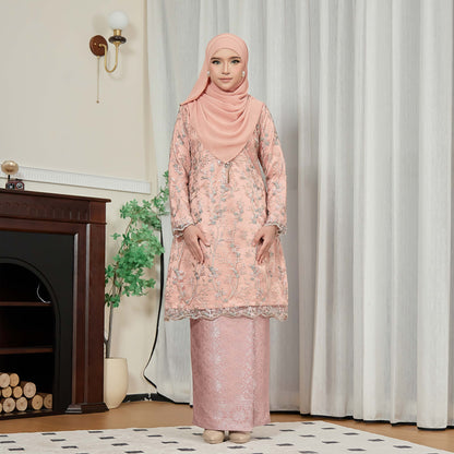 Aurissa Kurung