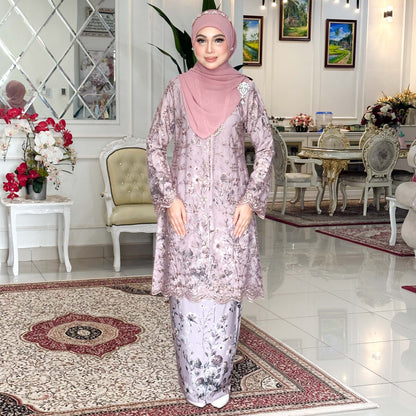 Afira Kurung